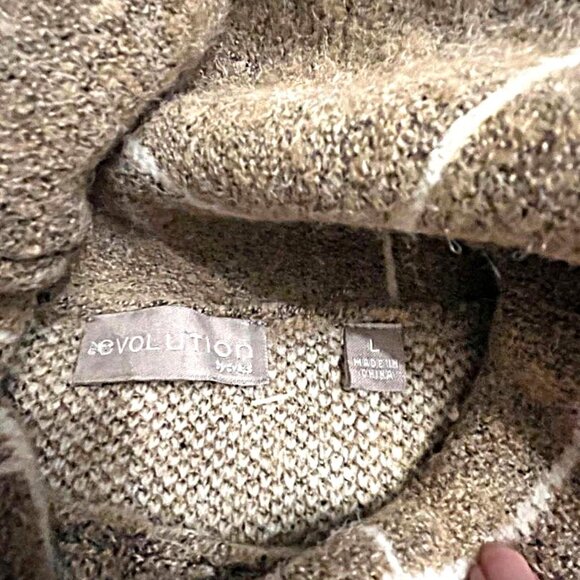 Women's Evolution by Cyrus super soft Taupe Cowl neck checkered Sweater - Large - Picture 4 of 5